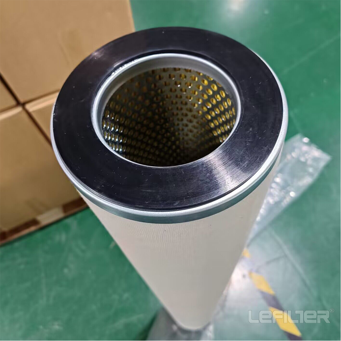 How to install the coalescence separation filter element (2)